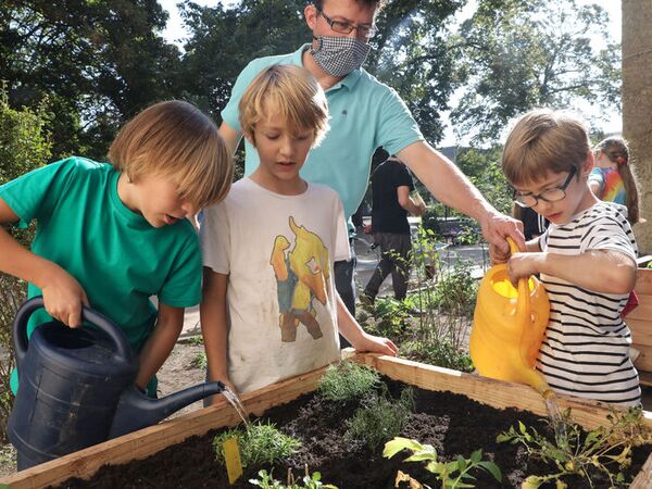 Die Stiftung für Mensch und Umwelt engagiert sich auch in der Umweltbildung für Kinder.